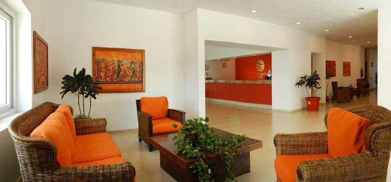 One Puerto Vallarta Aeropuerto Hotel ภายนอก รูปภาพ